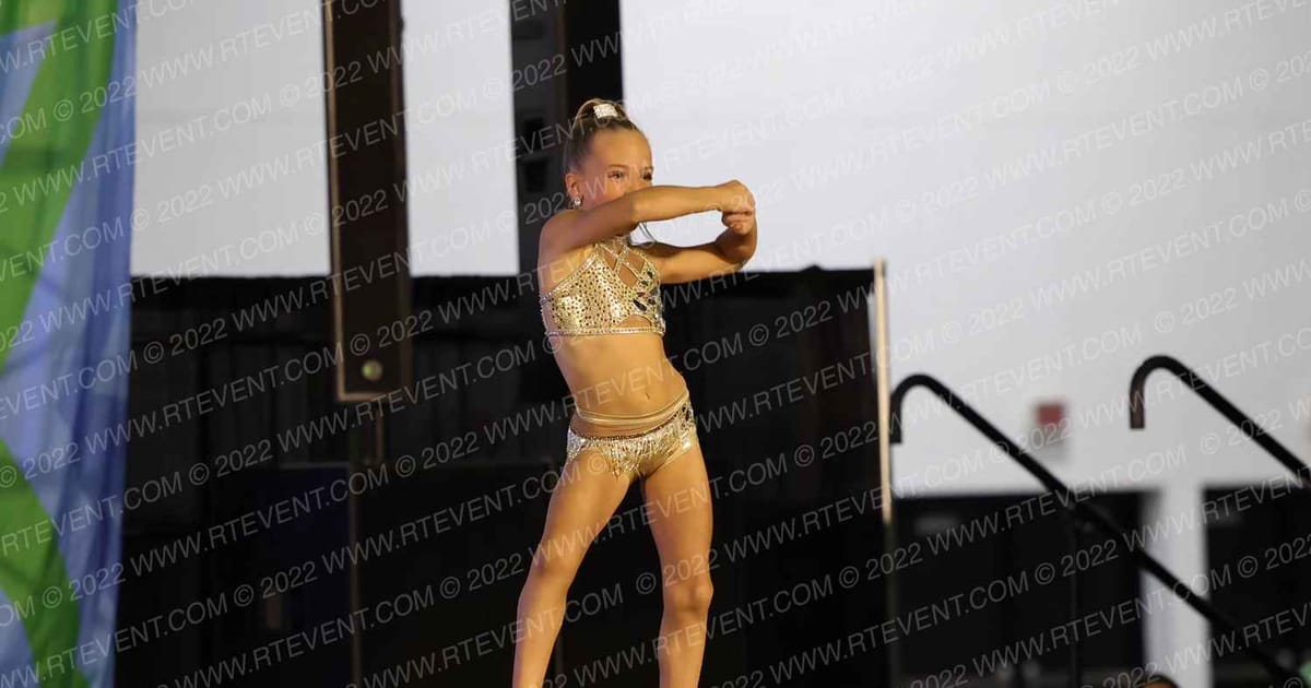 Iowa Elite Dance Team Alyse Besler · Dance Grand Nationals and Cheer Showdown