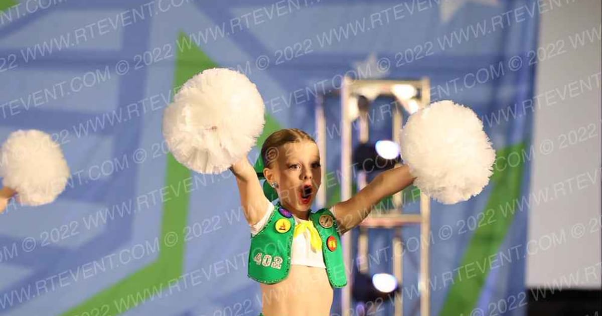 No Limits Dance Mini Spirit Pom · Dance Grand Nationals and Cheer Showdown