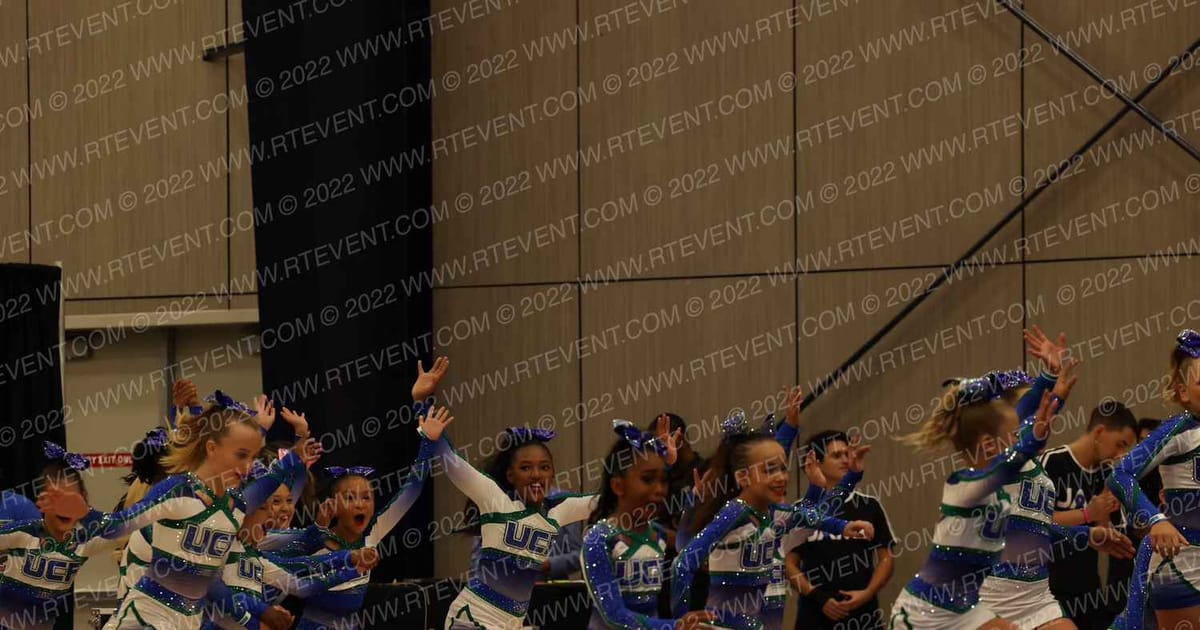 UNIVERSITY CHEER FORCE SNOW · Battle at the Capitol