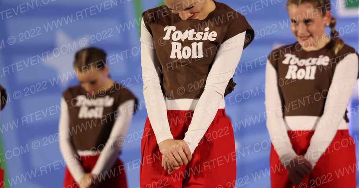 Energizers Tootsie Roll · Dance Grand Nationals and Cheer Showdown