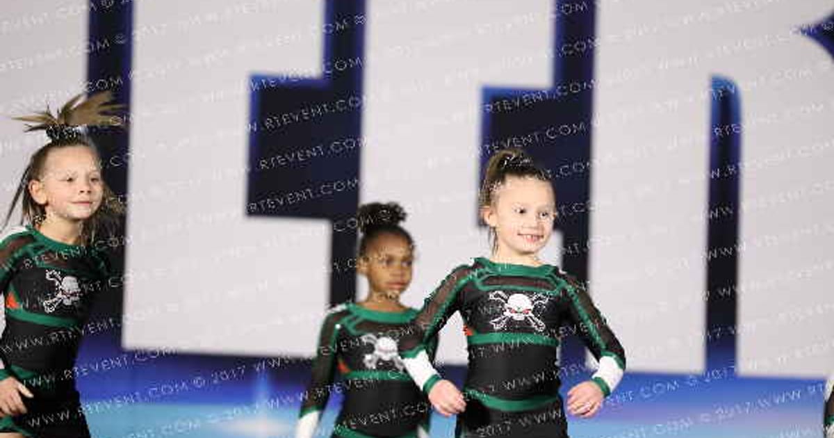 Iowa Elite Cheer CR Contenders · Omaha