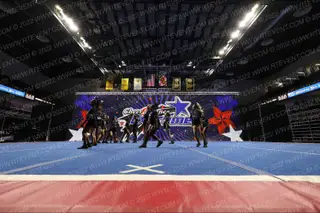 Tri-Town Competitive Cheerleading Junior Drizzle