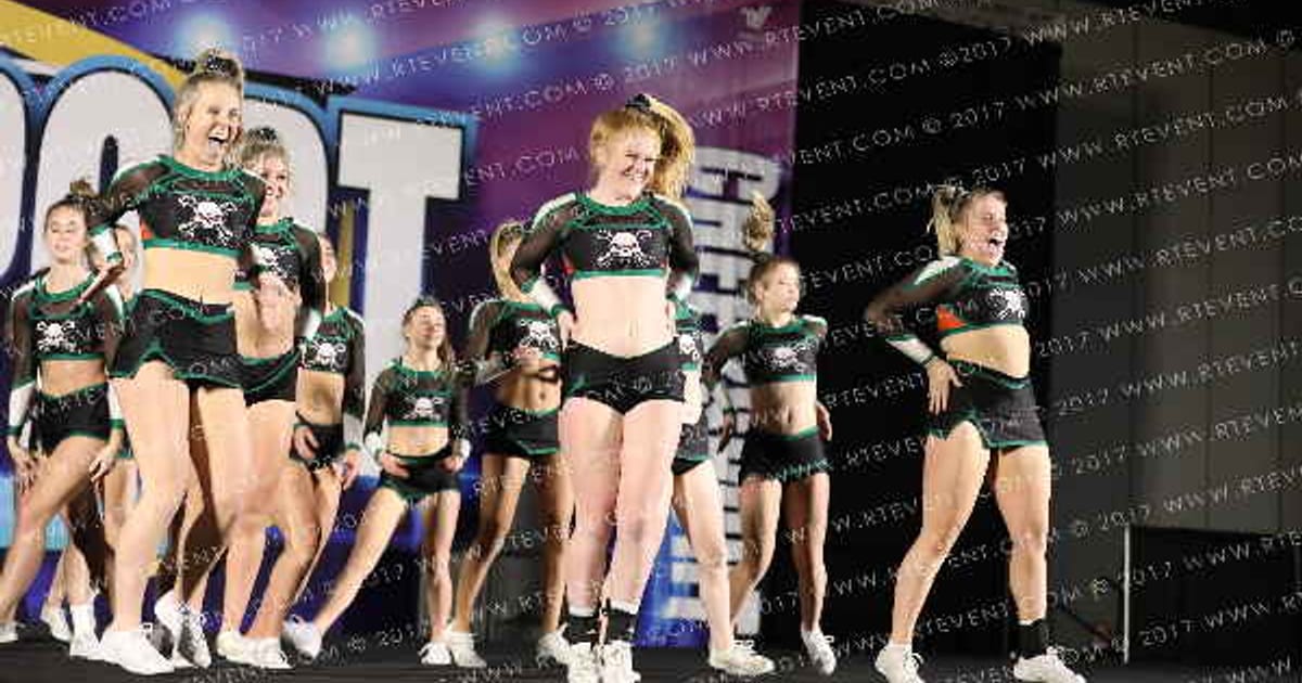 Iowa Elite Cheer CR Skulls · Omaha