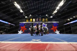 Extreme Cheer Magic Cold Gold