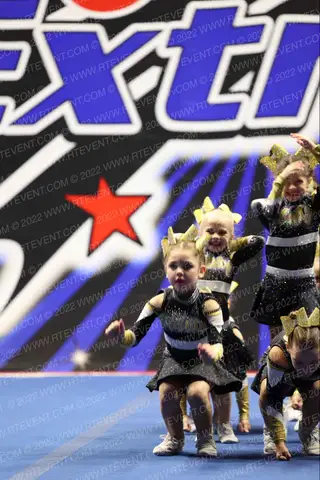 Celebrity Cheer Super Stars