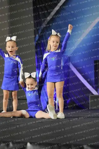 Cheer St Louis Spirit
