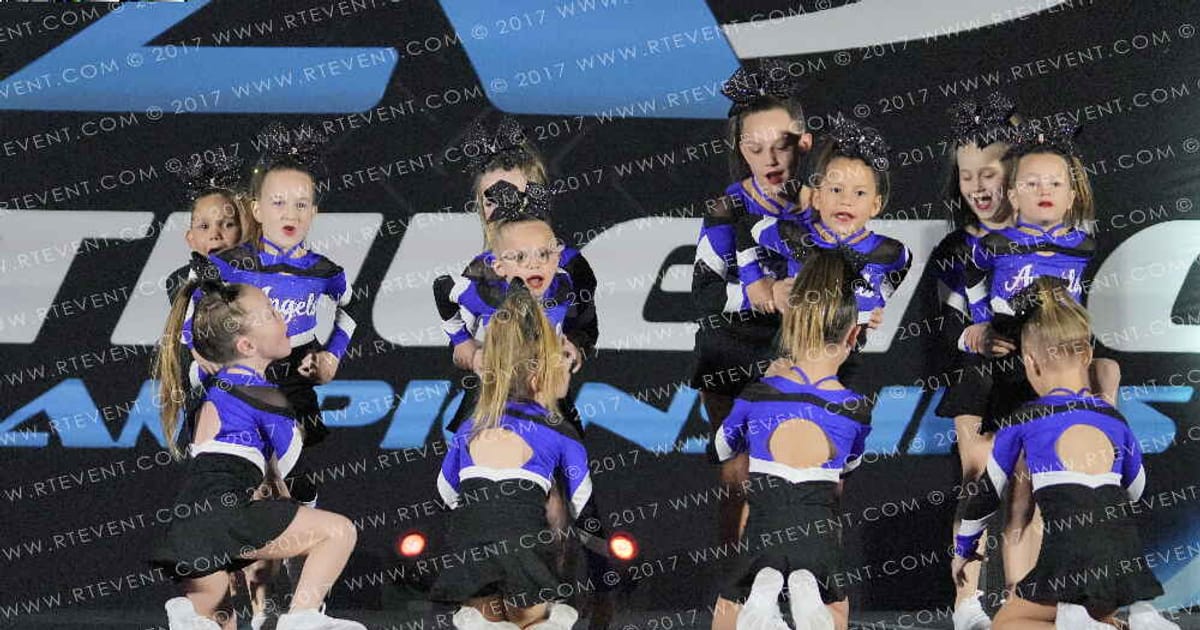 Cheer St Louis Cherubs · St Louis Nationals