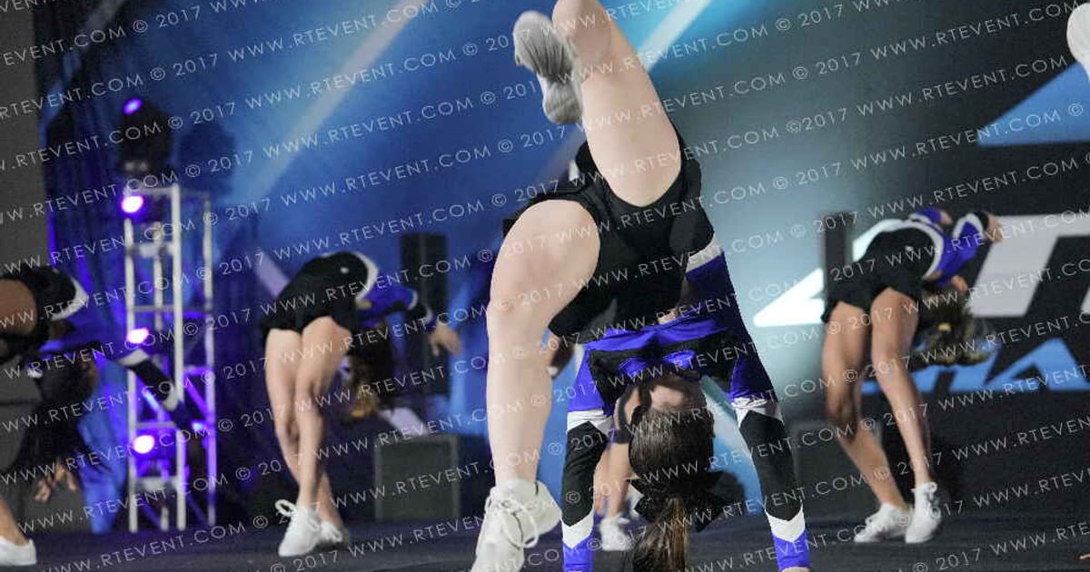 Cheer St Louis Power · St Louis Nationals