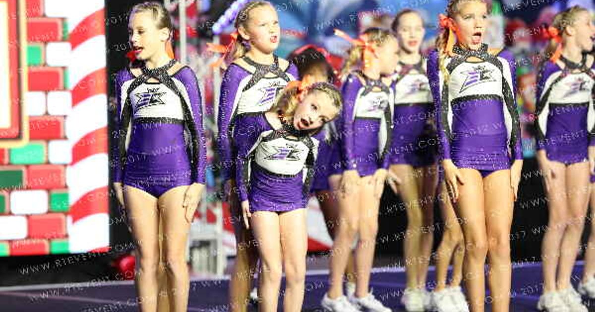 Express Cheer Excellence · Spirit Celebration Dallas Grand Nationals DIDII