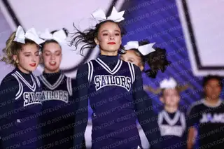 NHHS VARSITY CHEER