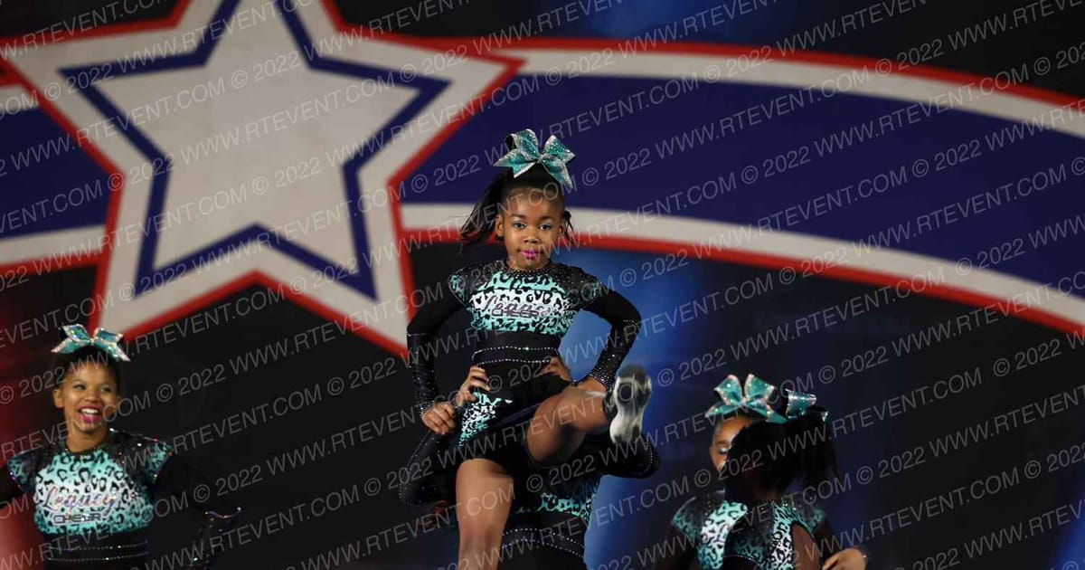 Legacy Cheer Dazzle · Universal Spirit Nashville Challenge DIDII