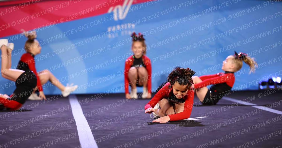 Kingsway Elite Cheerleading Twinkle Stars · Aloha Trenton Showdown