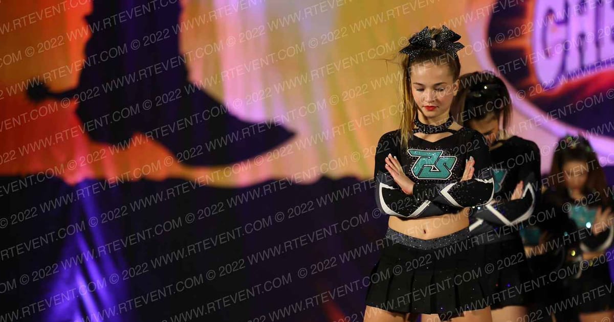 Pro Spirit 5 E · Cheer Power Wild West Showdown