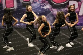 American School of Barcelona Lynx Cheerleaders Junior Hip Hop