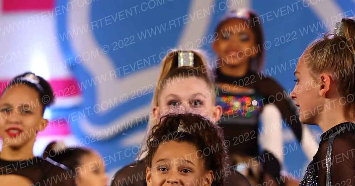 Royal Revolution All Stars Diamond Duchesses · Aloha Trenton Showdown