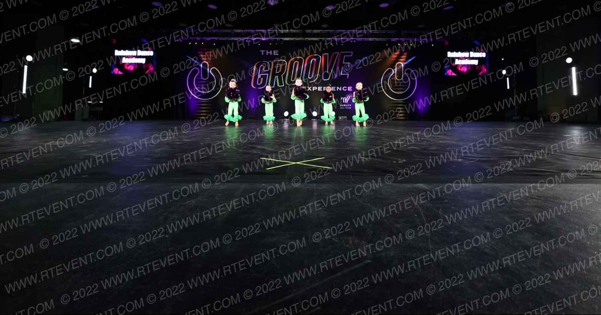 Rainbow Dance Academy TINY PREP POM · THE GOOVE WSF