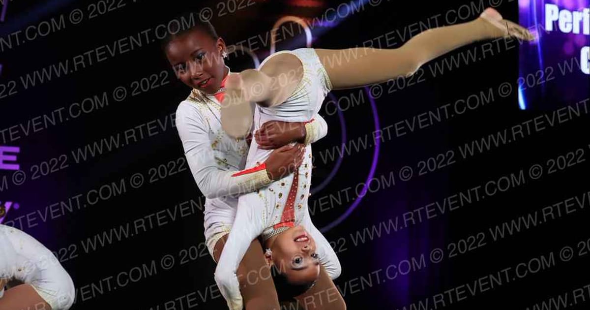 Star Performance Centre ELVIS · THE GOOVE WSF