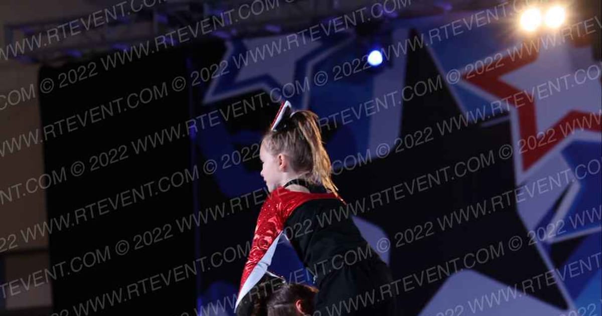 Laurel Youth Cheer Starz Eclipse · CDE OC FINAL