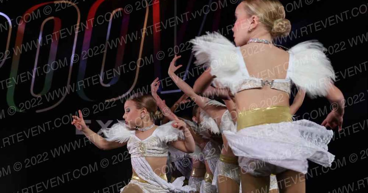 Star Performance Centre Mini Large Lyrical · THE GOOVE WSF