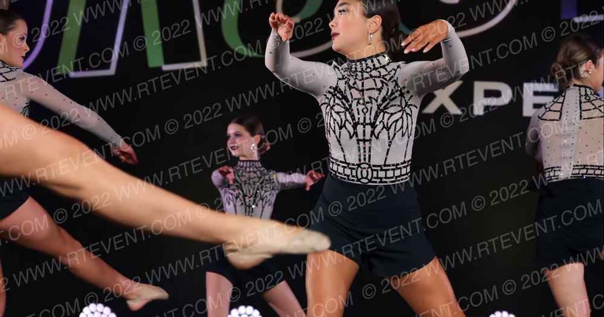 The Vision Dance Center Junior Small Lyrical · THE GOOVE WSF