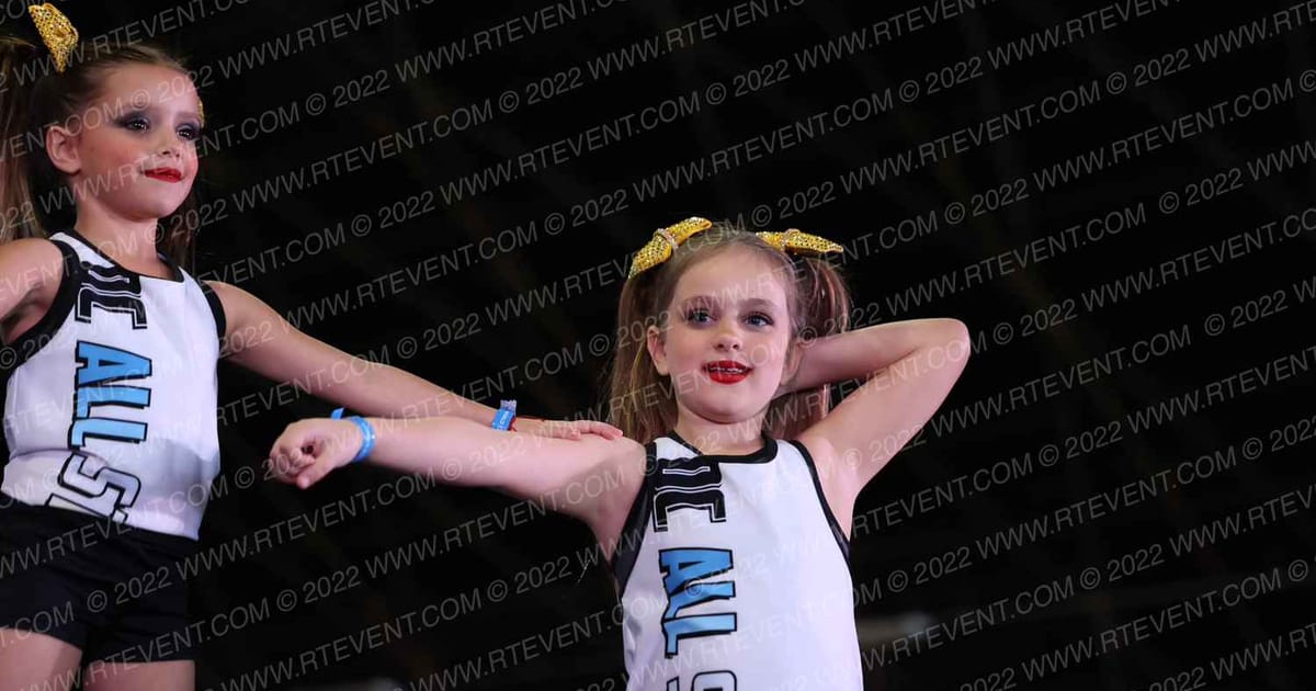 OC All-Stars Tiny Twinkle · Cali Crown