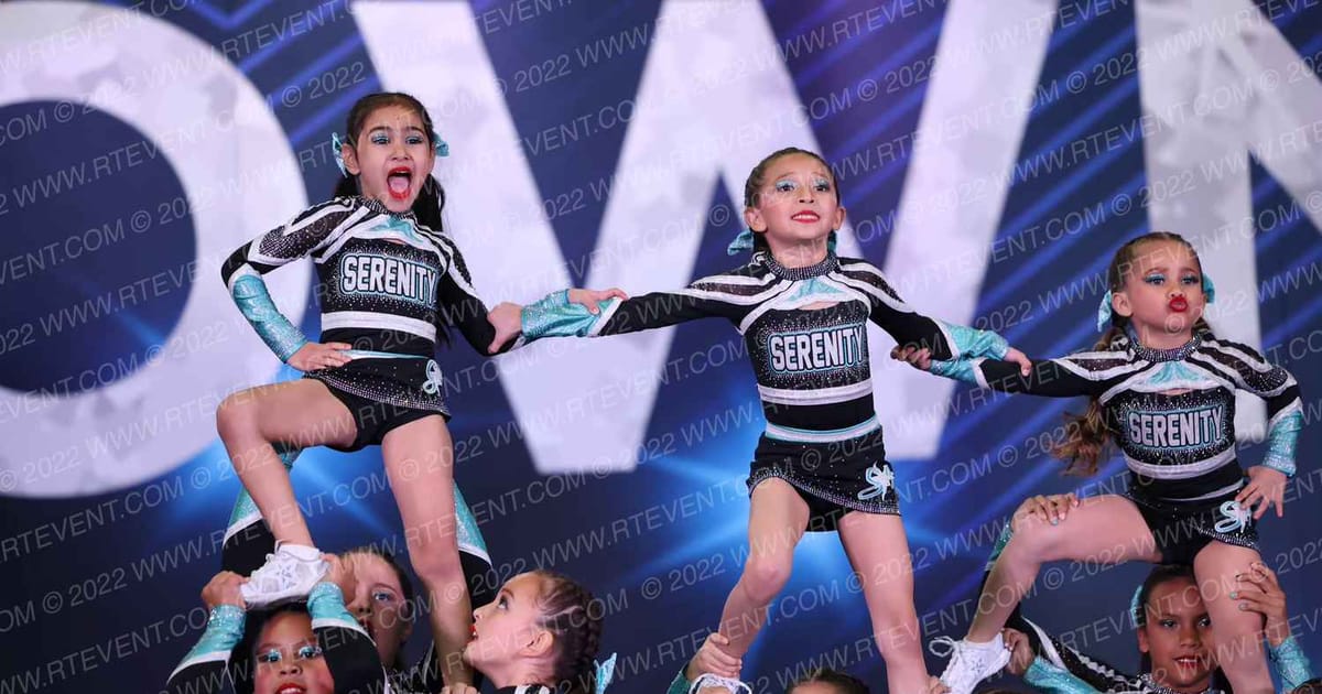 Serenity Athletics SHIMMER · Cali Crown