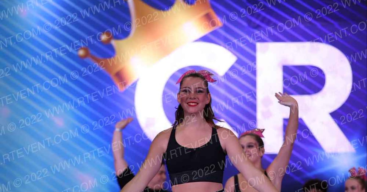 FCA Cheer EPIC · Cali Crown