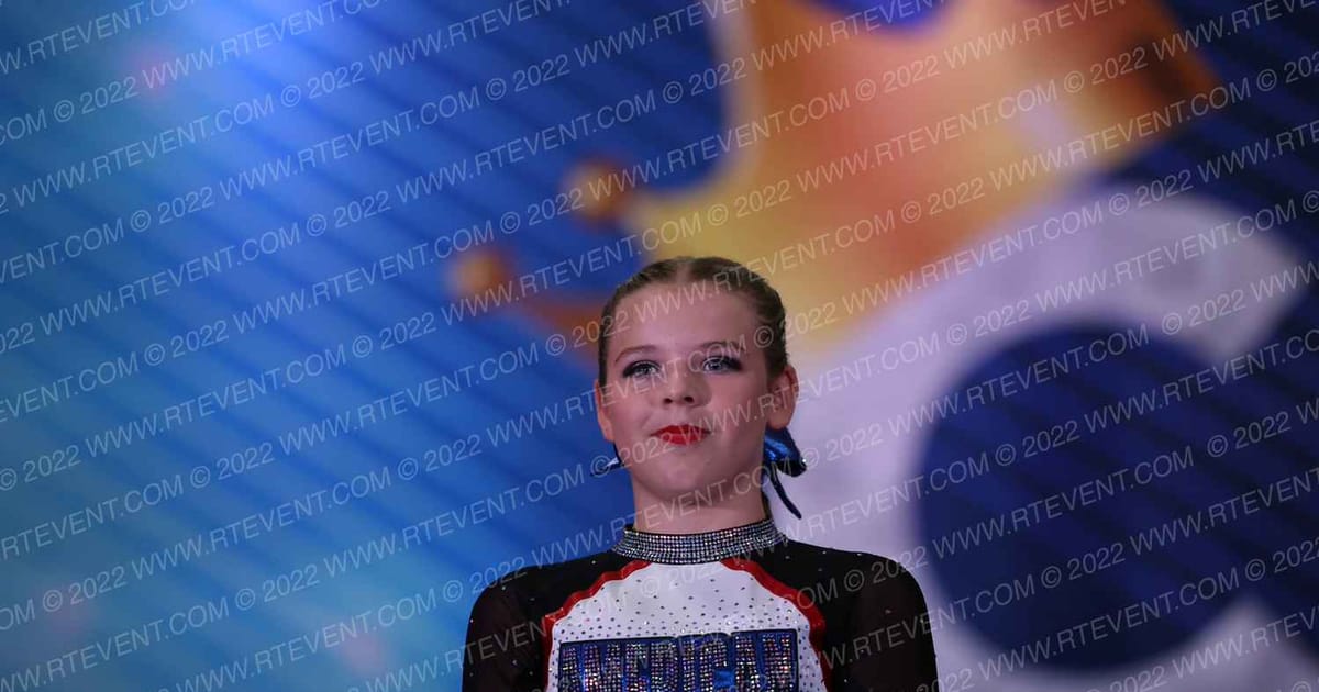 American Cheer JR WHITE · Cali Crown