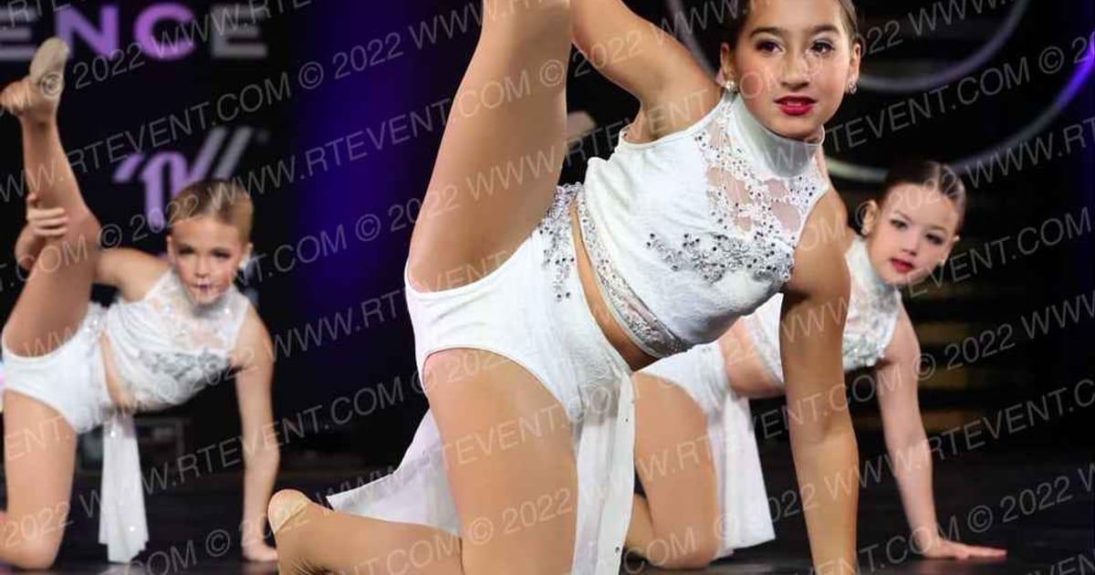 The Vision Dance Center Mini Lyrical · THE GOOVE WSF
