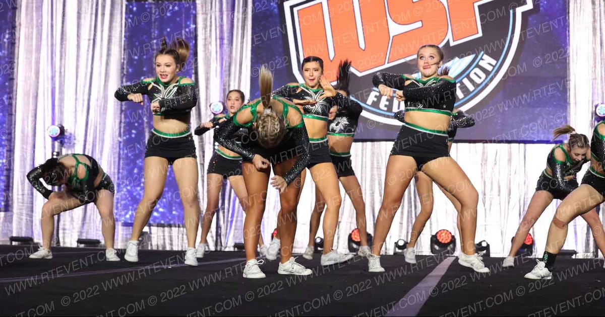 Pittsburgh Poison All Stars Kiss · WSF Louisville