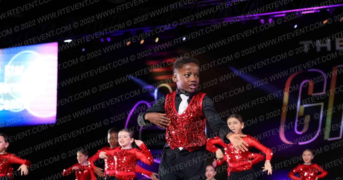 Star Performance Centre Mini Large Hip Hop · THE GOOVE WSF