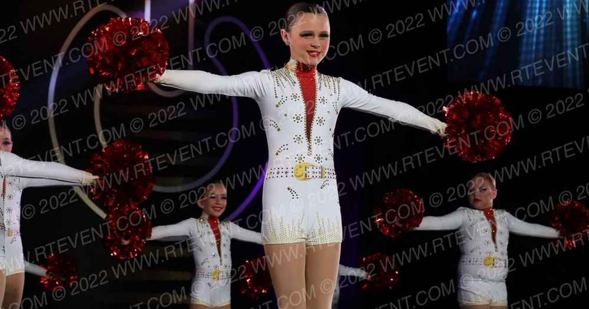 Dance Force Elite- Mini Pom · THE GOOVE WSF