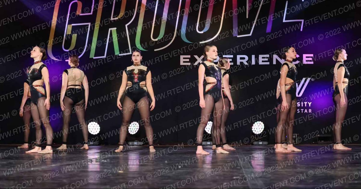Foursis Dance Academy Foursis Dazzler Dance Team · THE GOOVE WSF