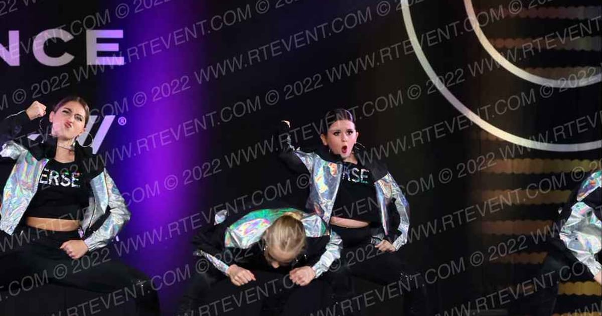 Star Performance Centre Youth Small Hip Hop- Jersey · THE GOOVE WSF