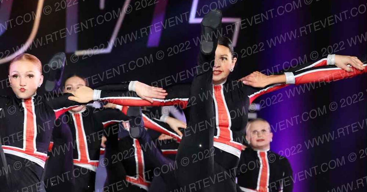 Foursis Dance Academy Foursis Dazzlerette Dance Team · THE GOOVE WSF