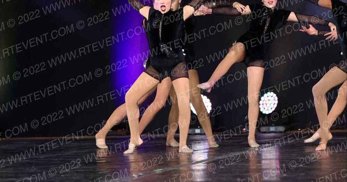 The Vision Dance Center Youth Small Jazz · THE GOOVE WSF