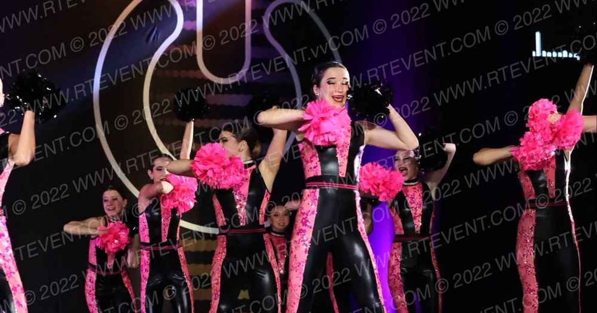 Starz Dance Academy Elite All Starz Sr Small Pom · THE GOOVE WSF