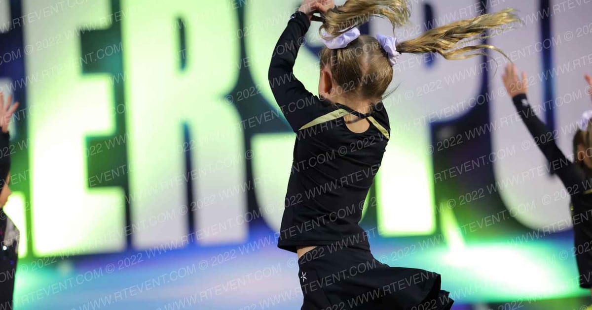 Beyond All Stars LOVEBUGS · CHEERSPORT Council Bluffs Classic