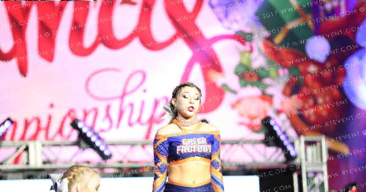Cheer Factory Royalty · Spirit Celebration Dallas Grand Nationals DIDII
