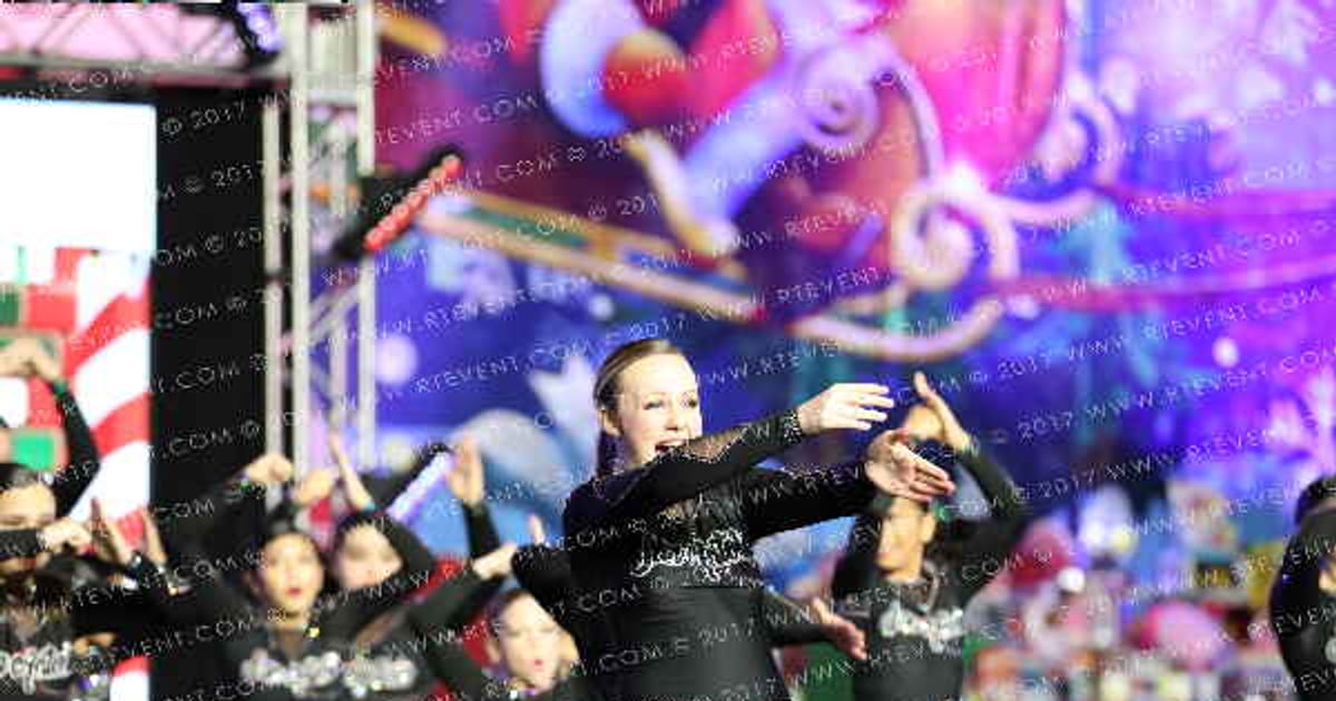 San Antonio Spirit Team Royal · Spirit Celebration Dallas Grand Nationals DIDII