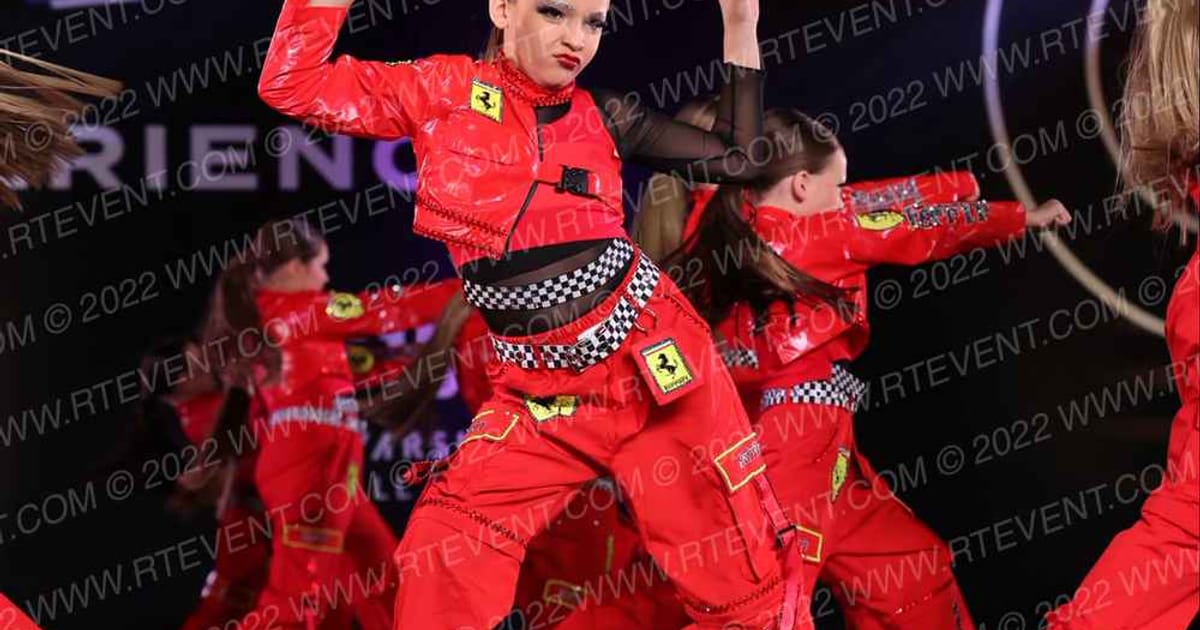 Dollhouse Dance Factory Ferrari · THE GOOVE WSF