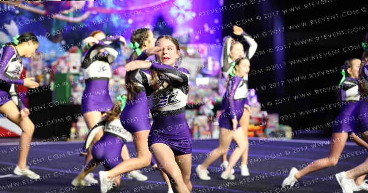 Express Cheer Extreme · Spirit Celebration Dallas Grand Nationals DIDII