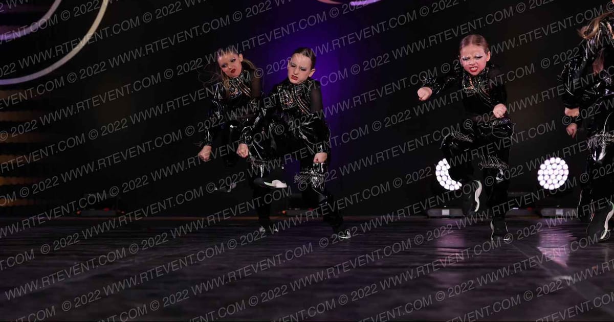 Dollhouse Dance Factory Beyonce · THE GOOVE WSF