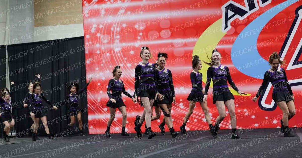 Express Cheer Force Purple Reign · Americas Best Springfield Challenge