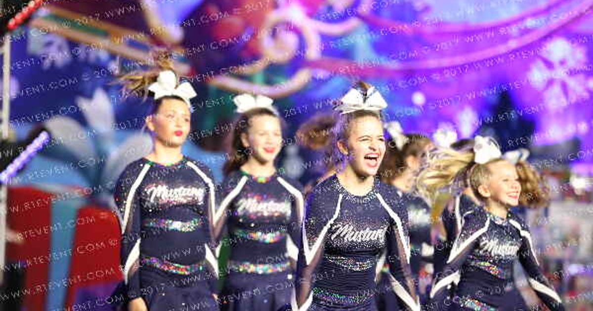 Mustang Cheer All Stars Chargers · Spirit Celebration Dallas Grand Nationals DIDII