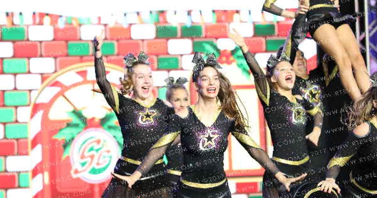 Champion Cheer Lightning · Spirit Celebration Dallas Grand Nationals DIDII