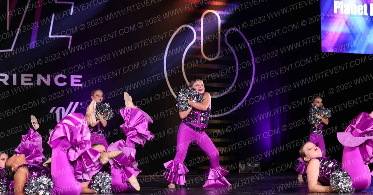 Planet Dance Mini Allstar Pom · THE GOOVE WSF
