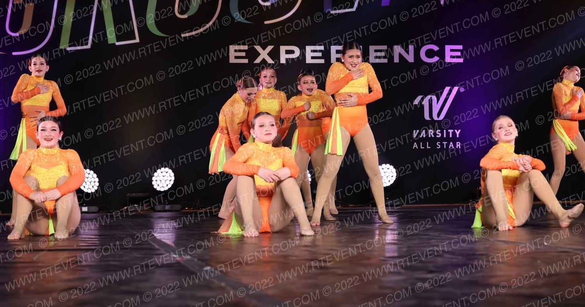 Foursis Dance Academy Foursis Dazzlerette Dance Team · THE GOOVE WSF