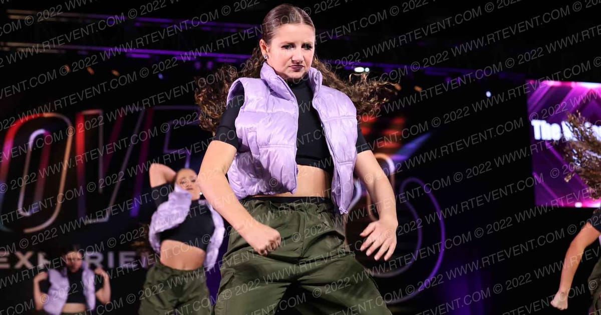 Star Performance Centre Youth Large Lyrical · THE GOOVE WSF