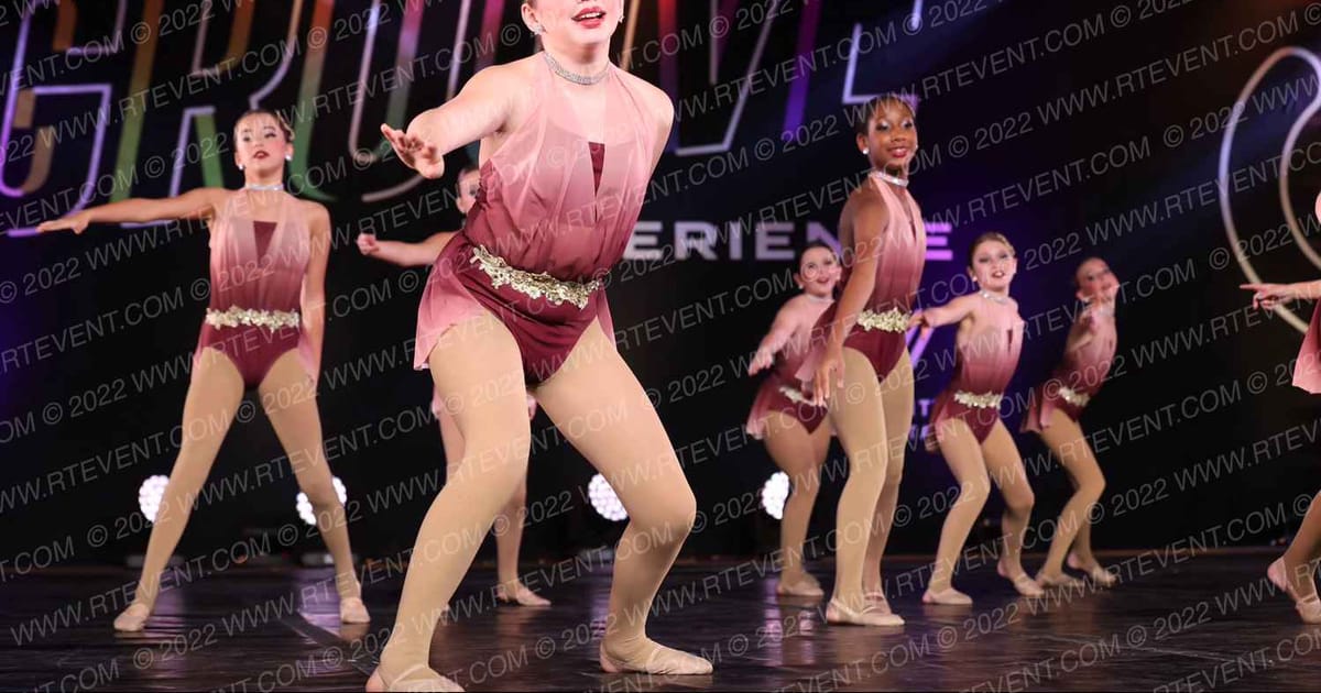 Star Performance Centre PERIODT(VIENNA) · THE GOOVE WSF